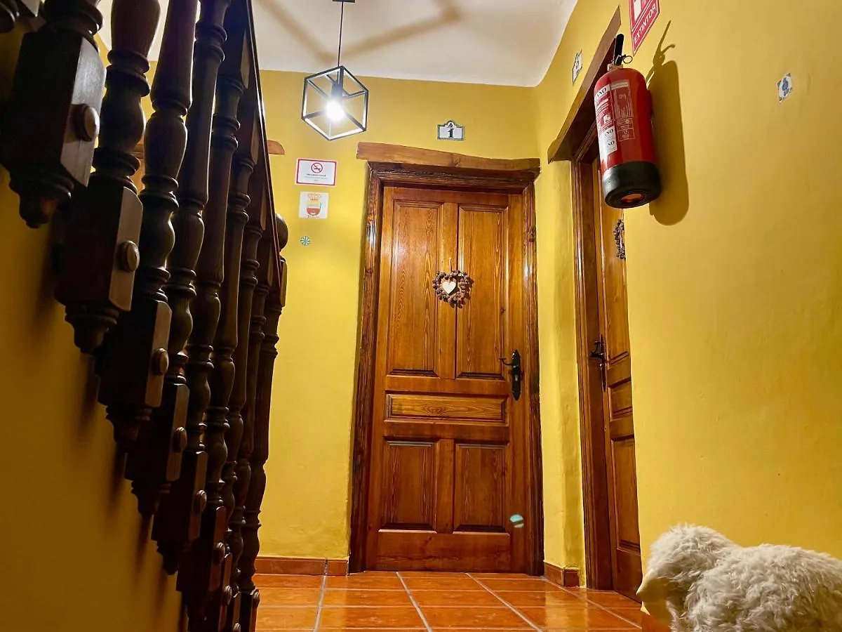 Casa Angel Guest House Bubion 0*,  Spain